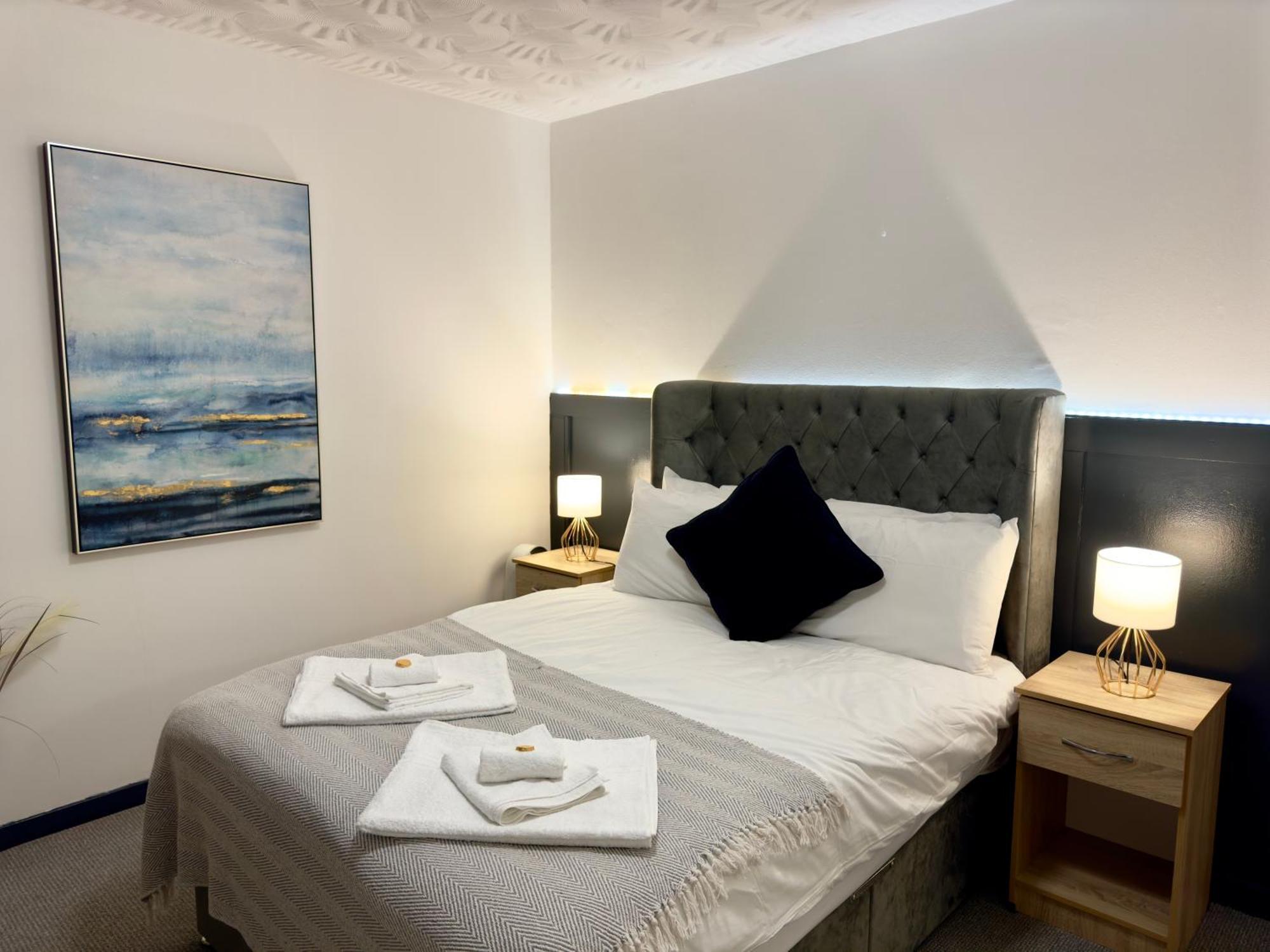 Coastal Park Accommodation Llanelli Buitenkant foto