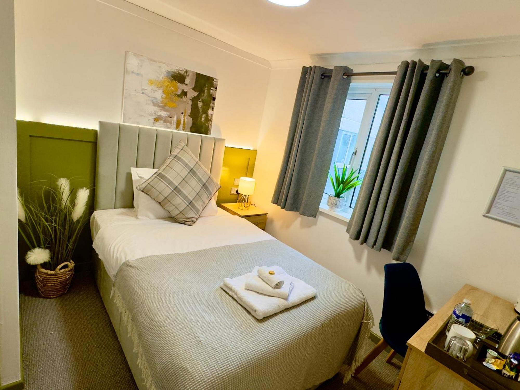 Coastal Park Accommodation Llanelli Buitenkant foto