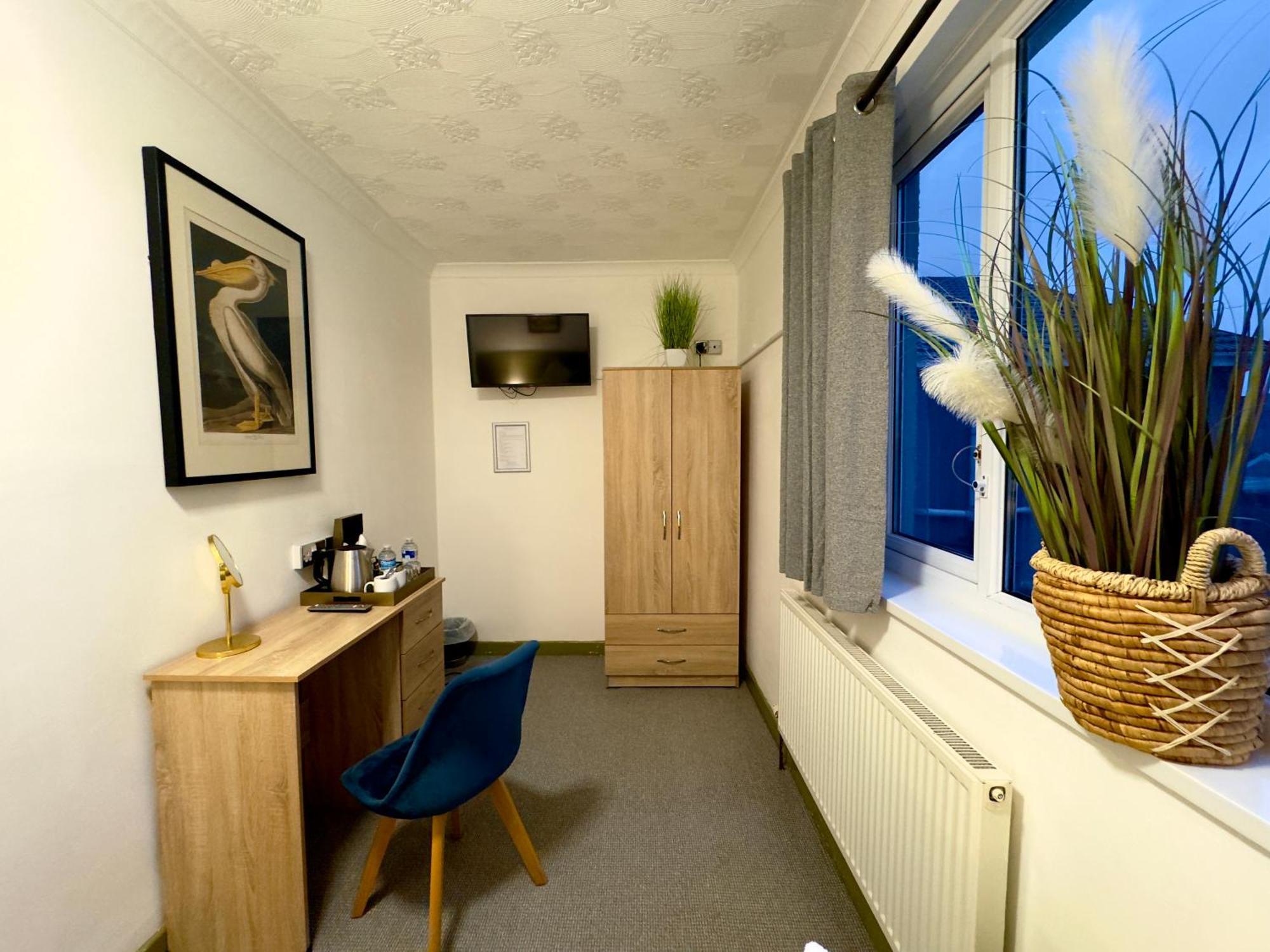 Coastal Park Accommodation Llanelli Buitenkant foto