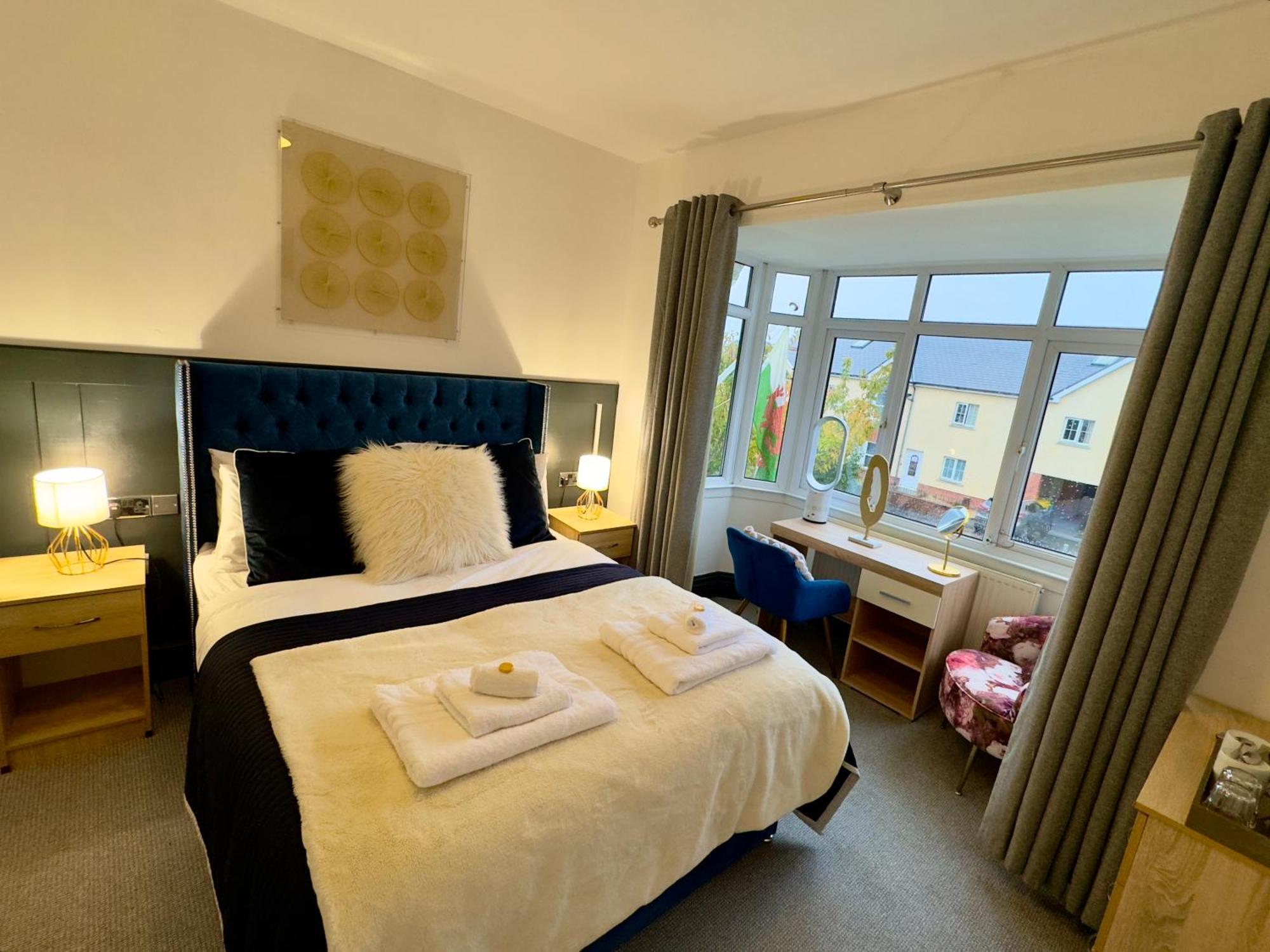Coastal Park Accommodation Llanelli Buitenkant foto