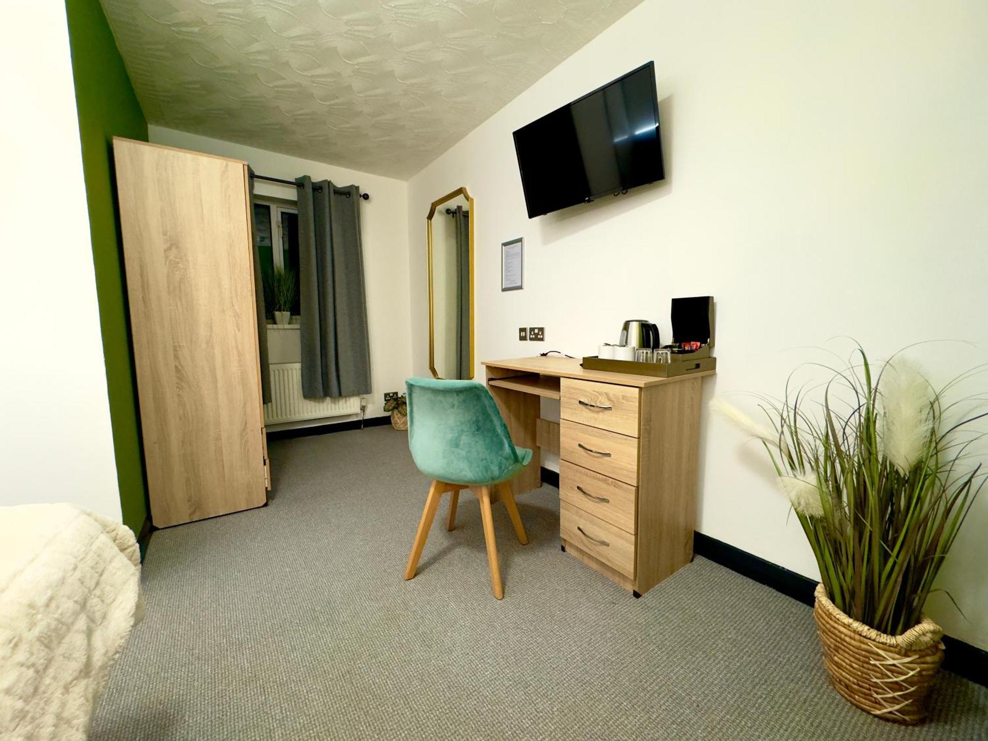 Coastal Park Accommodation Llanelli Buitenkant foto